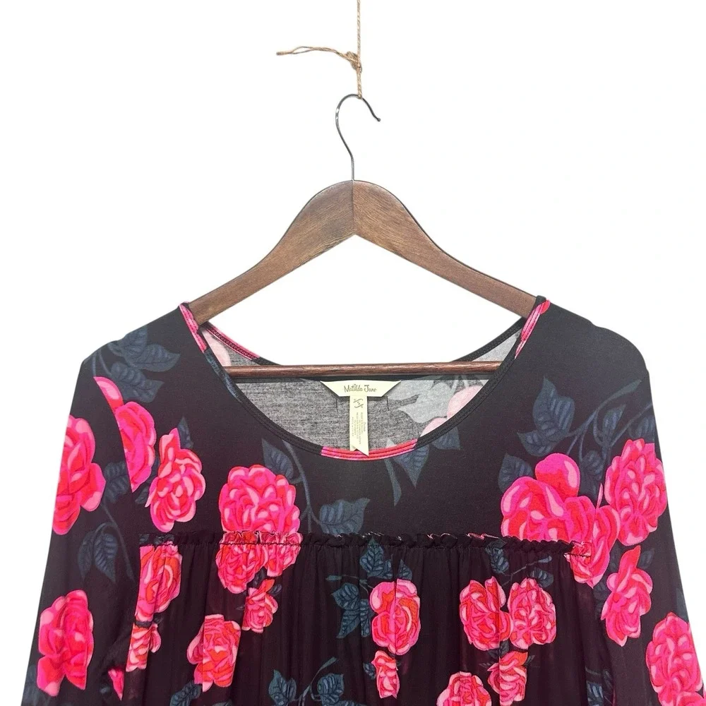 Matilda Jane Womens Top Size S Tunic Black Floral Long Sleeve‎ Scoop Neck Knit